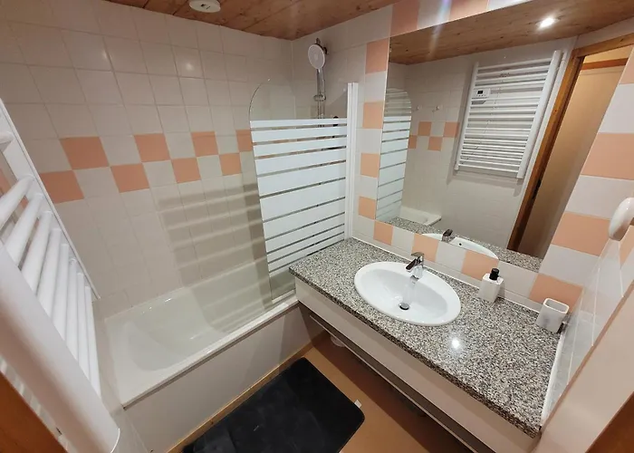 Confort Renove Pour 4 Personnes, Skis Aux Pieds - Fr-1-181-2574